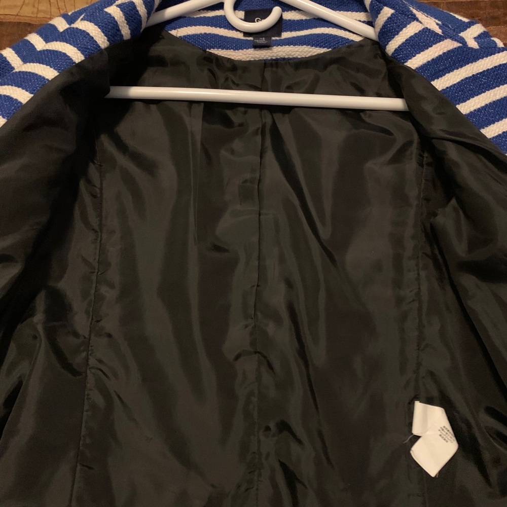 Blazer - Picture 5 of 5
